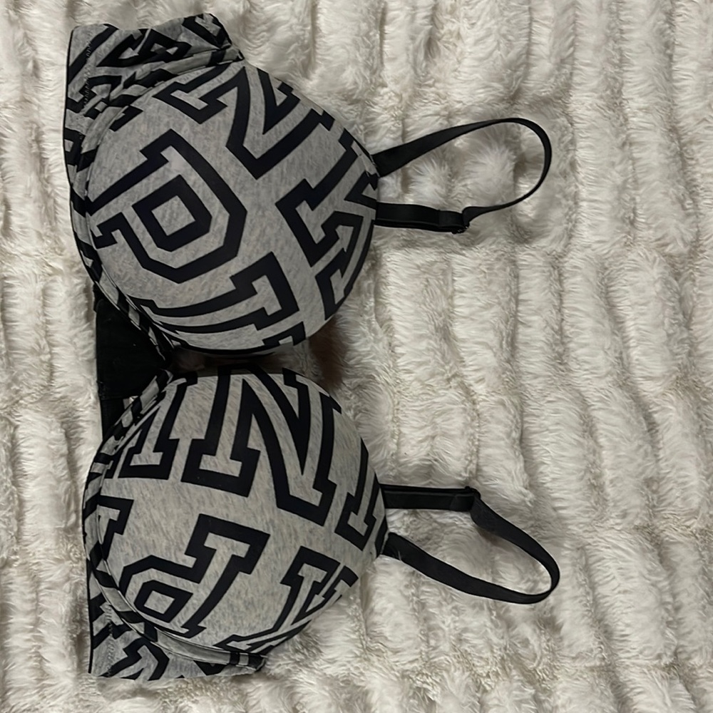 Lightly Used Pink Victoria’s Secret Push-Up Bra Grey/Gray 36D